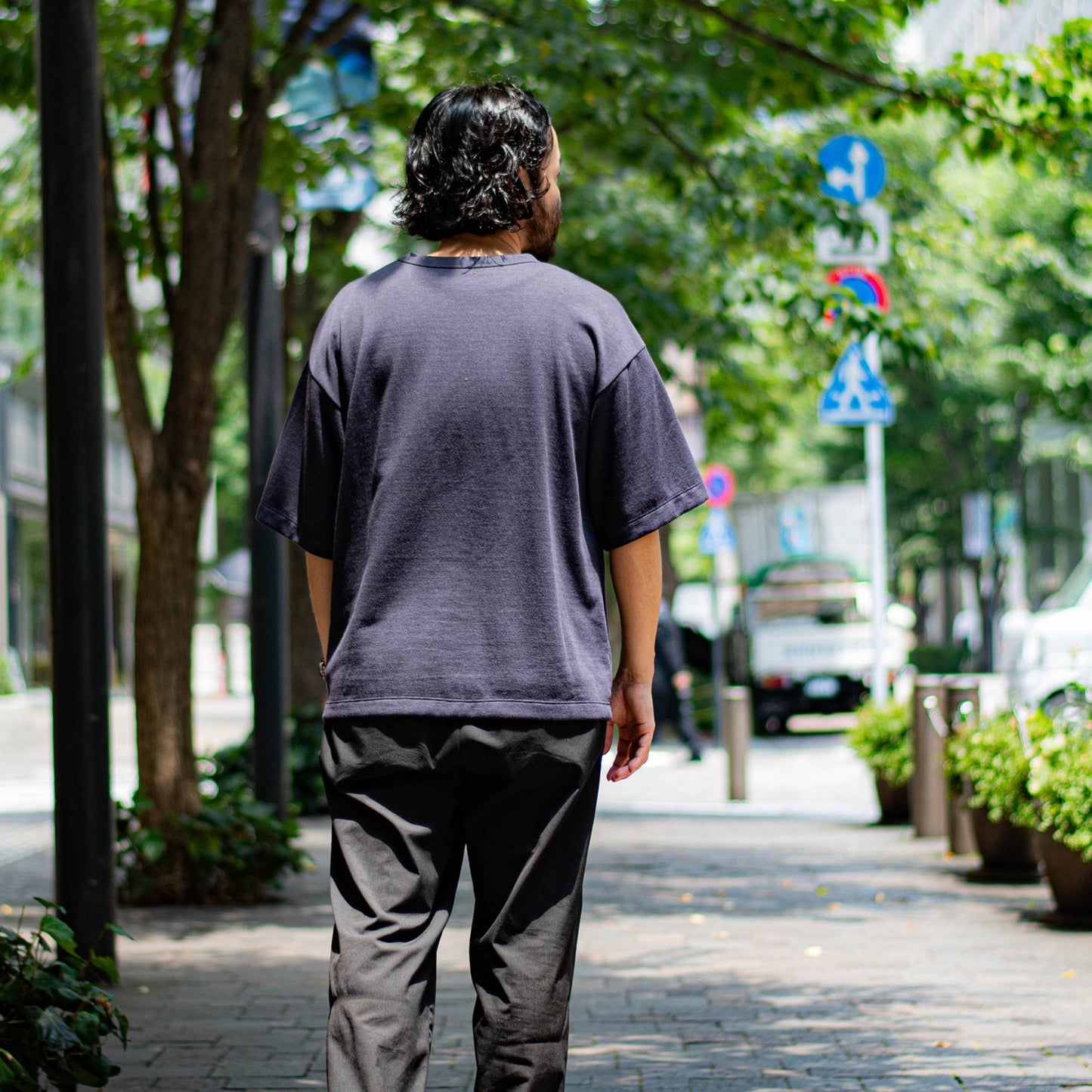 bio Loose-fitting silhouette TEE